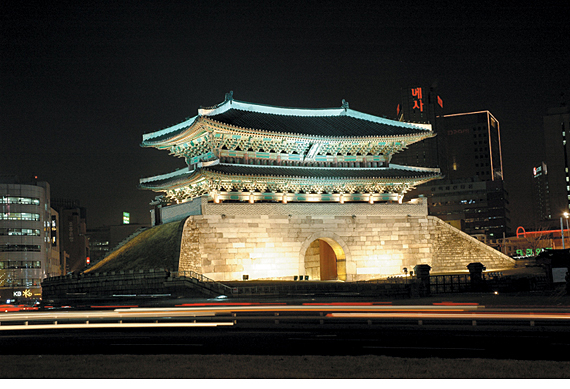 경관. 건축물 .원형투광등 45W